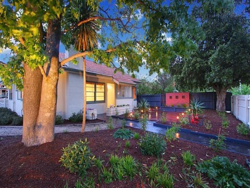 1/14 Simmonds Street, Hughesdale VIC 3166