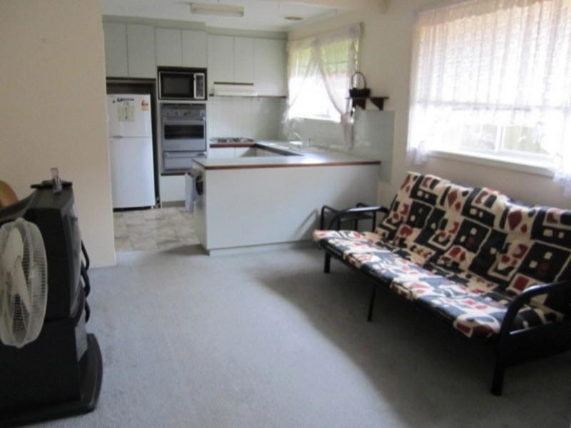 2 Karla Court, Notting Hill VIC 3168