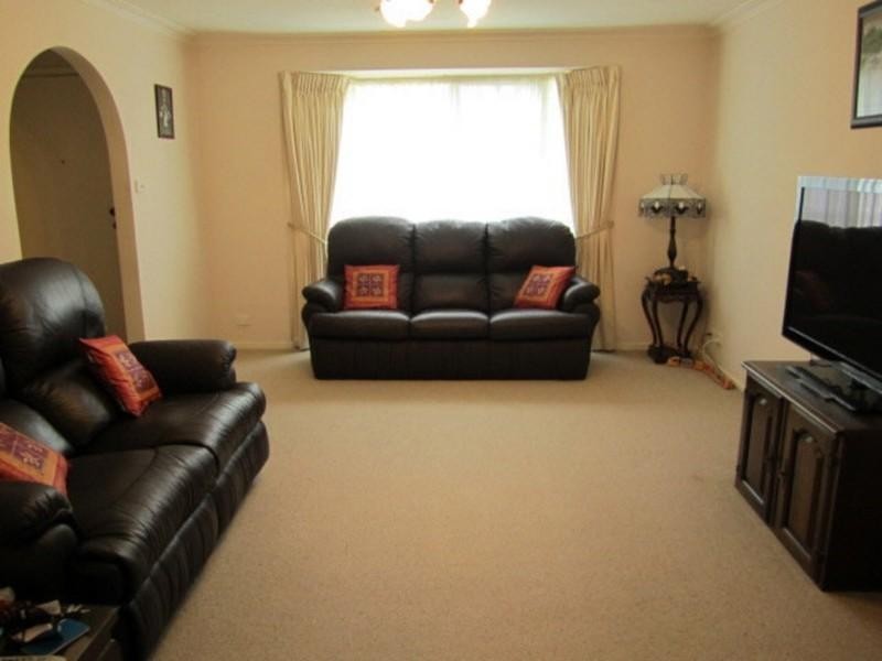 2/5 Bowen Street, Hughesdale VIC 3166