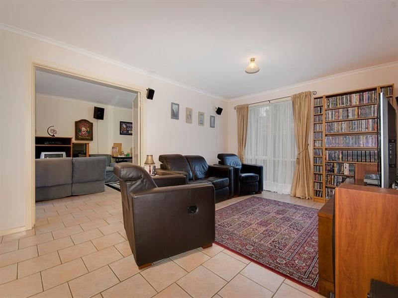 10 Dorothea Mackellar Avenue, Oakleigh East VIC 3166