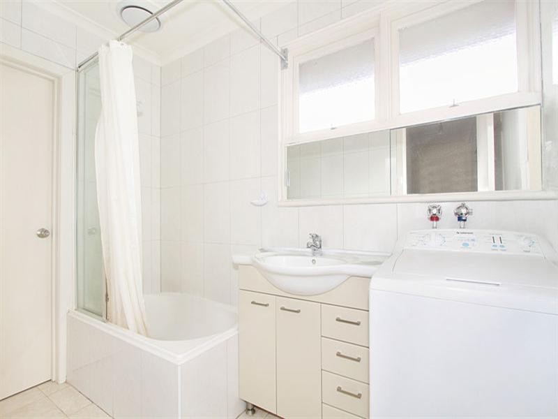 4/637 Blackburn Road, Clayton VIC 3168