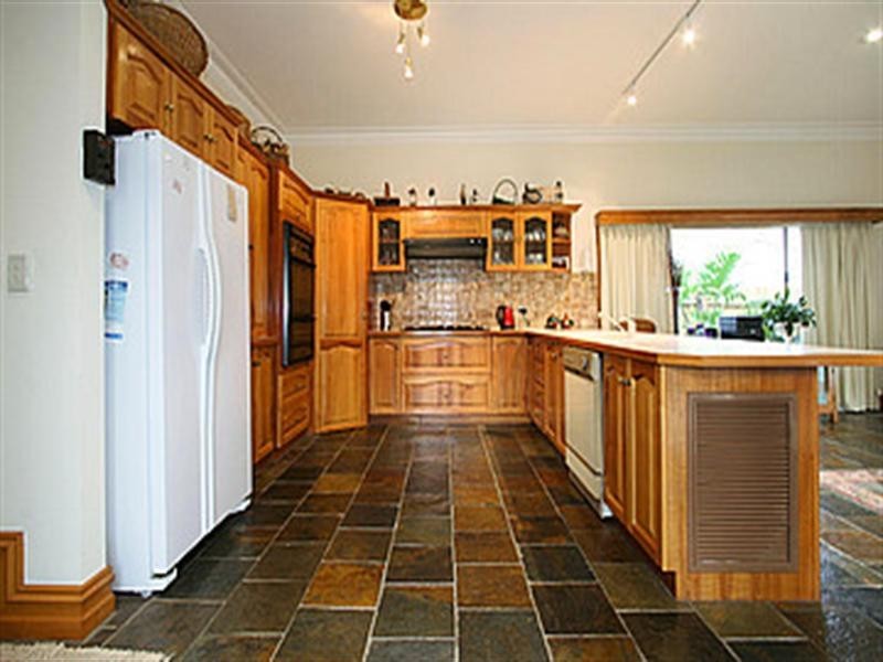 4 Grange Street, Oakleigh South VIC 3167