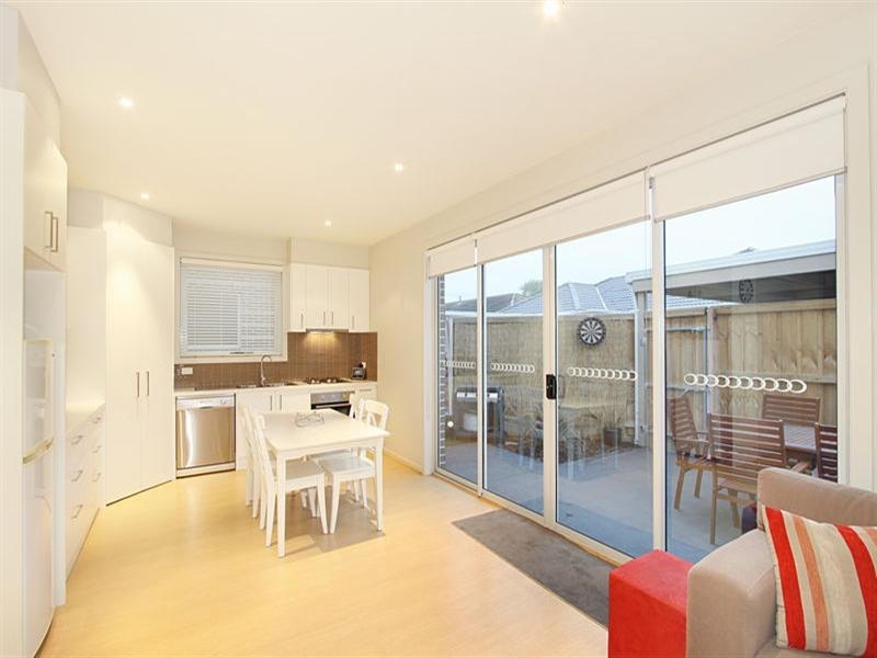 1/23 Tennyson Avenue, Clayton South VIC 3169