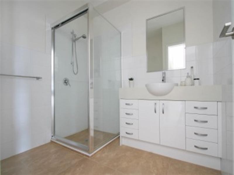 6/2-4 Newton Street, Chadstone VIC 3148