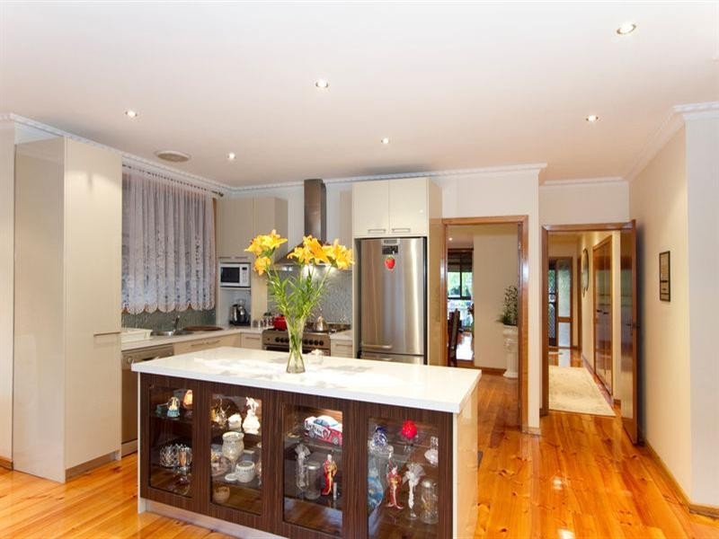 4 Tatiara Avenue, Clarinda VIC 3169