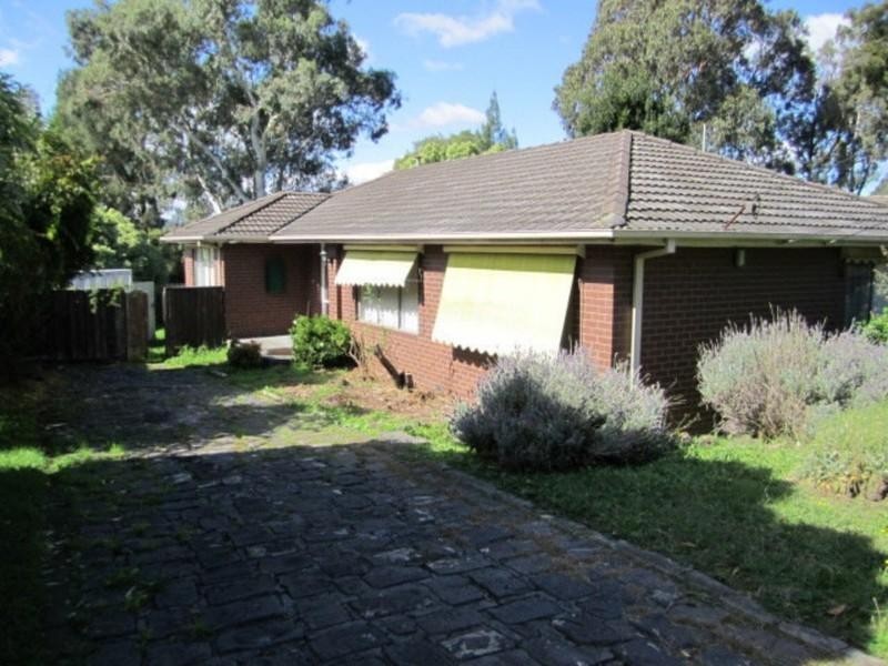 4 Wynyard Street, Glen Waverley VIC 3150