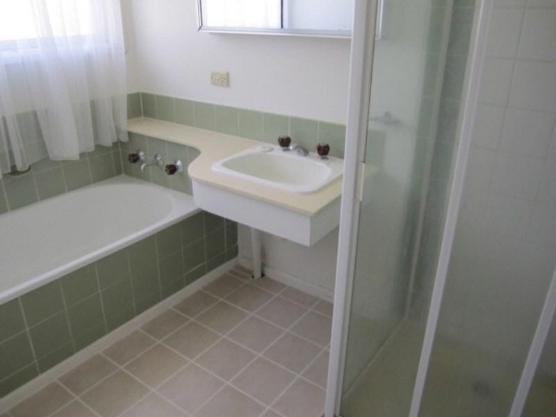 4 Wynyard Street, Glen Waverley VIC 3150