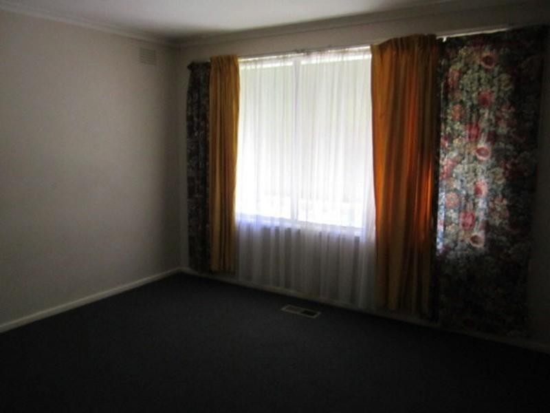 4 Wynyard Street, Glen Waverley VIC 3150