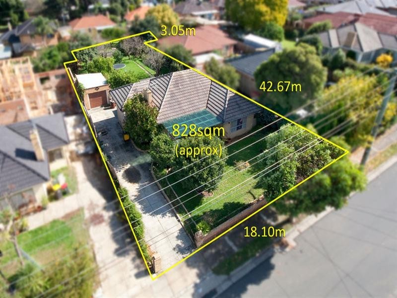 21 Alexander Avenue, Oakleigh East VIC 3166