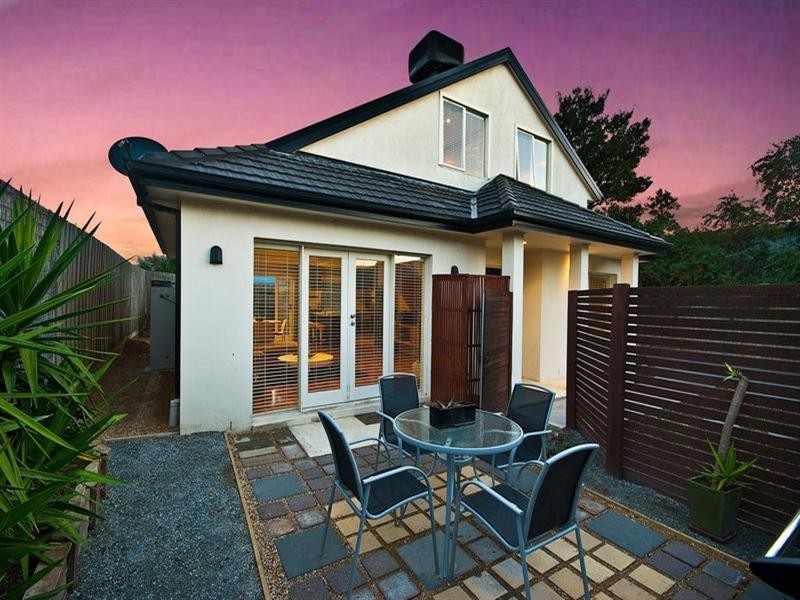 2/1382 North Road, Oakleigh South VIC 3167