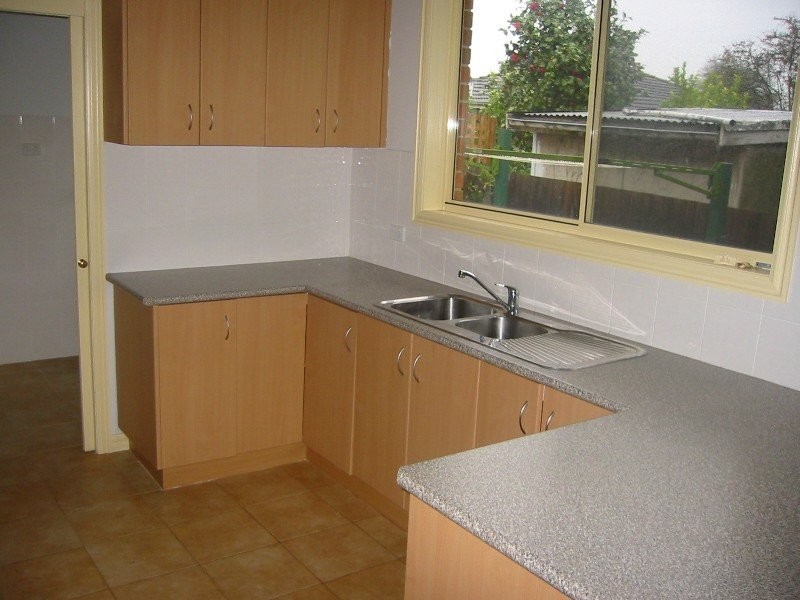 2/10 Oakleigh Street, Oakleigh East VIC 3166