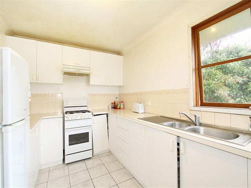 2/46 Kionga Street, Clayton VIC 3168