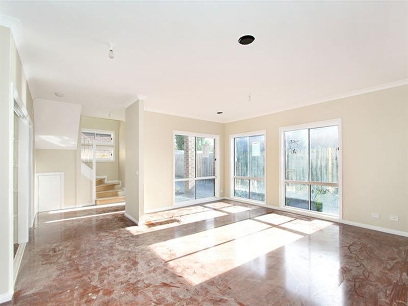 2-3/5 Adelaide Street, Dandenong VIC 3175