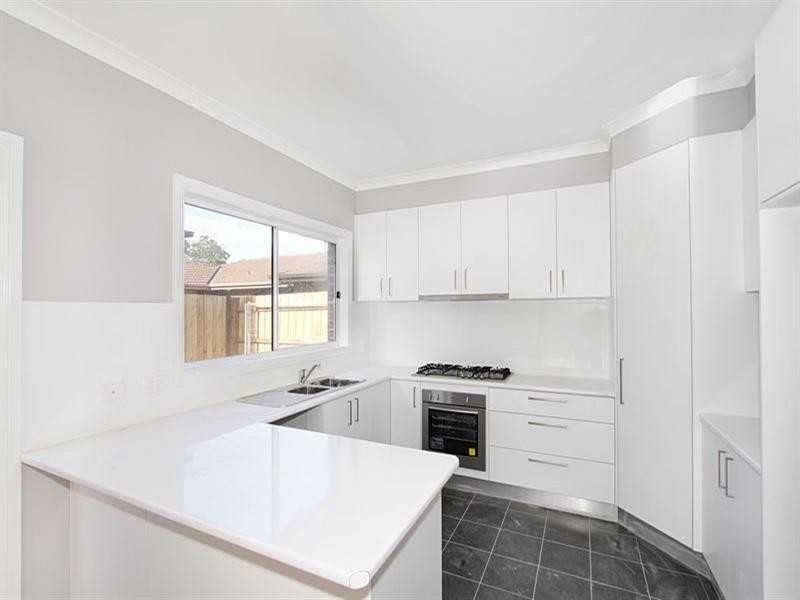 2-3/5 Adelaide Street, Dandenong VIC 3175
