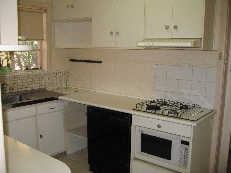 24 Westbrook Avenue, Chadstone VIC 3148