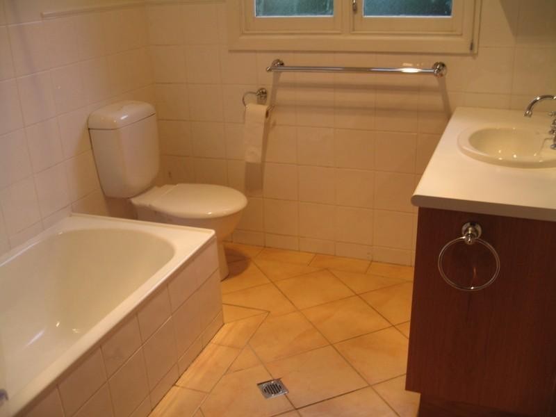 618 Waverley Road, Malvern East VIC 3145