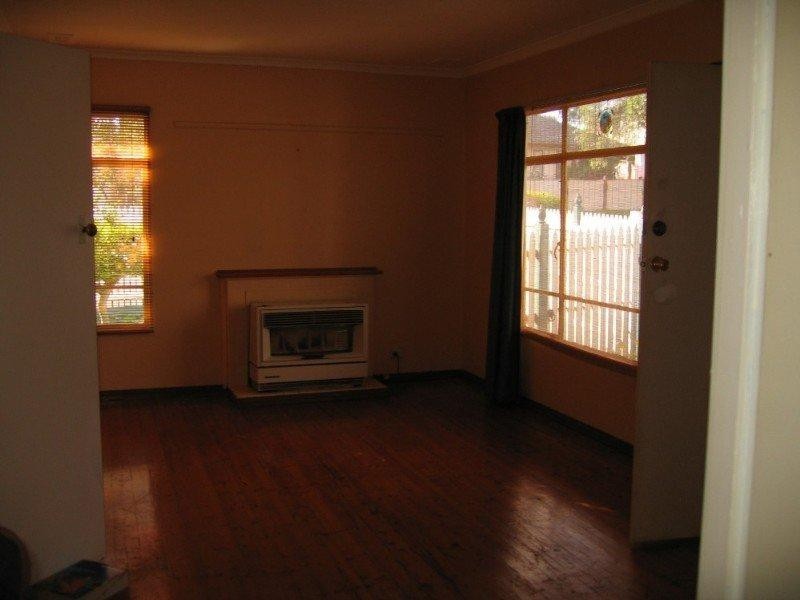 1/34 Mawarra Crescent, Chadstone VIC 3148