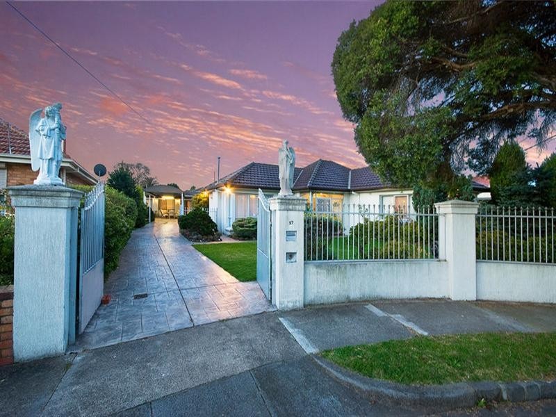 27 Paget Street, Hughesdale VIC 3166