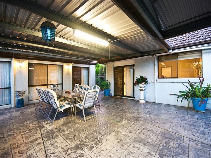 27 Paget Street, Hughesdale VIC 3166