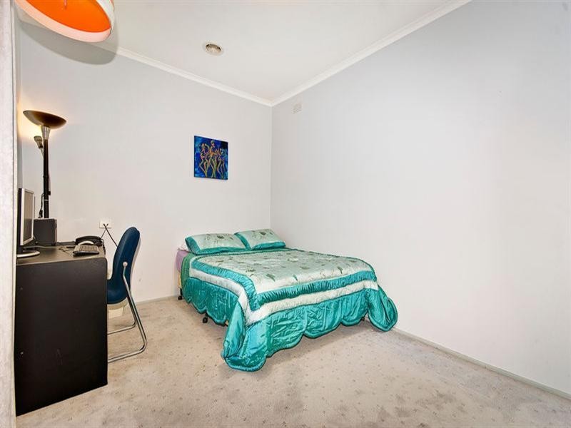 27 Paget Street, Hughesdale VIC 3166