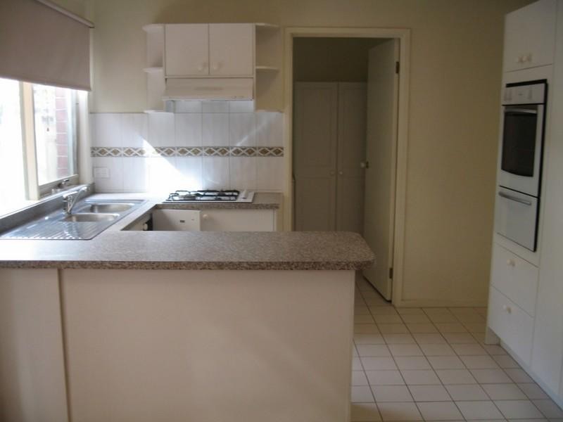 58 Kings Court, Oakleigh East VIC 3166