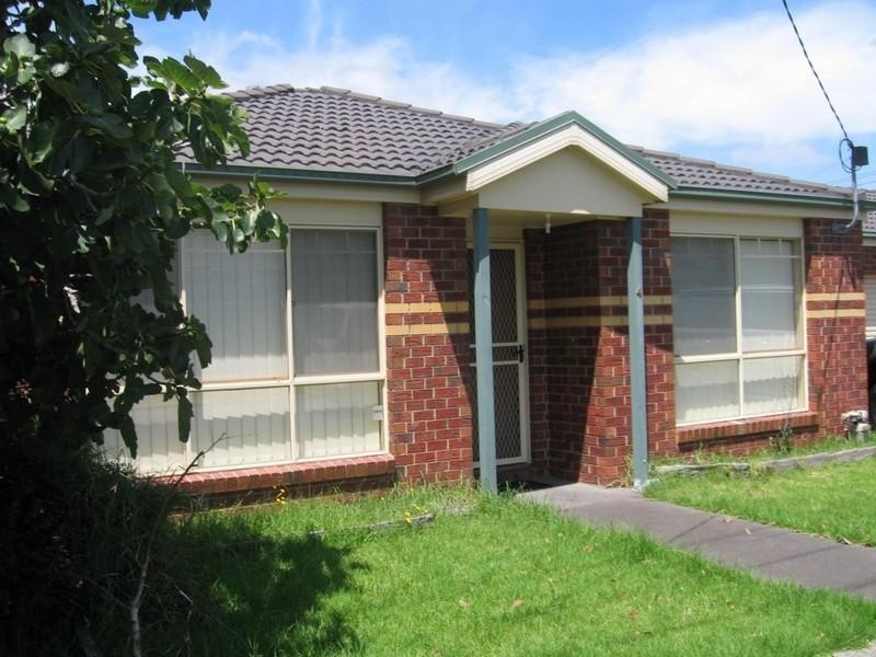 4 Bayview Street, Clayton VIC 3168