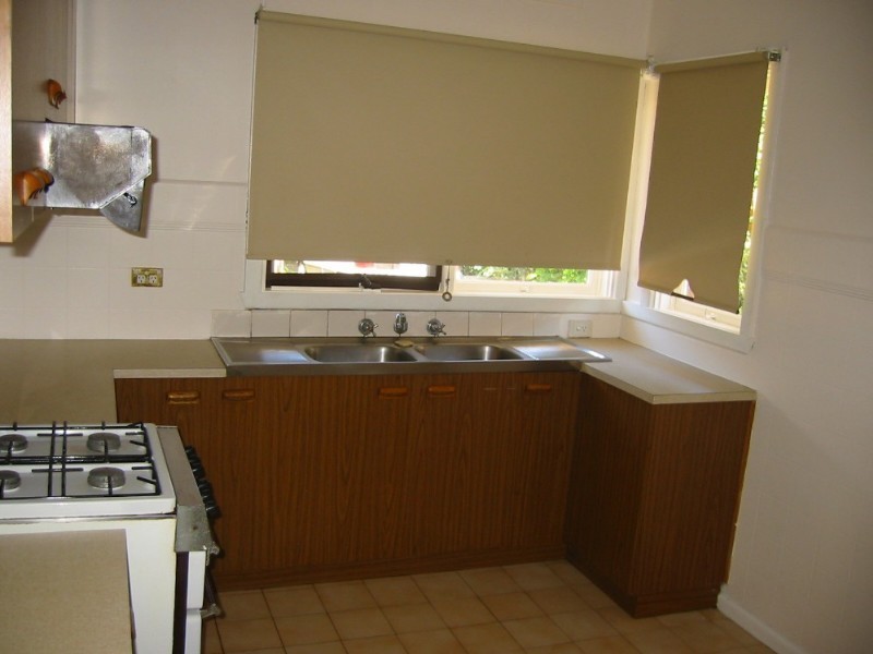 16 Lanham Street, Oakleigh East VIC 3166