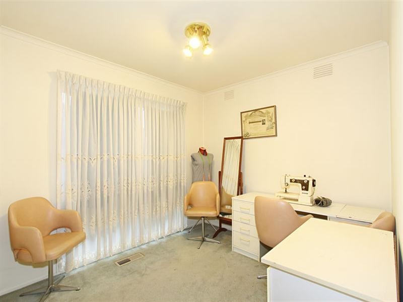 2 Alan Court, Noble Park North VIC 3174