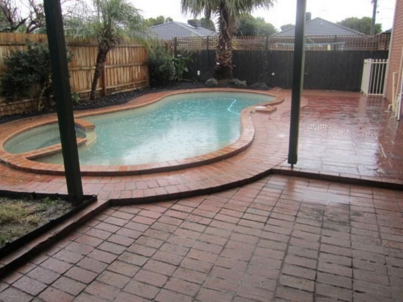 147 Elder Street South, Clayton South VIC 3169