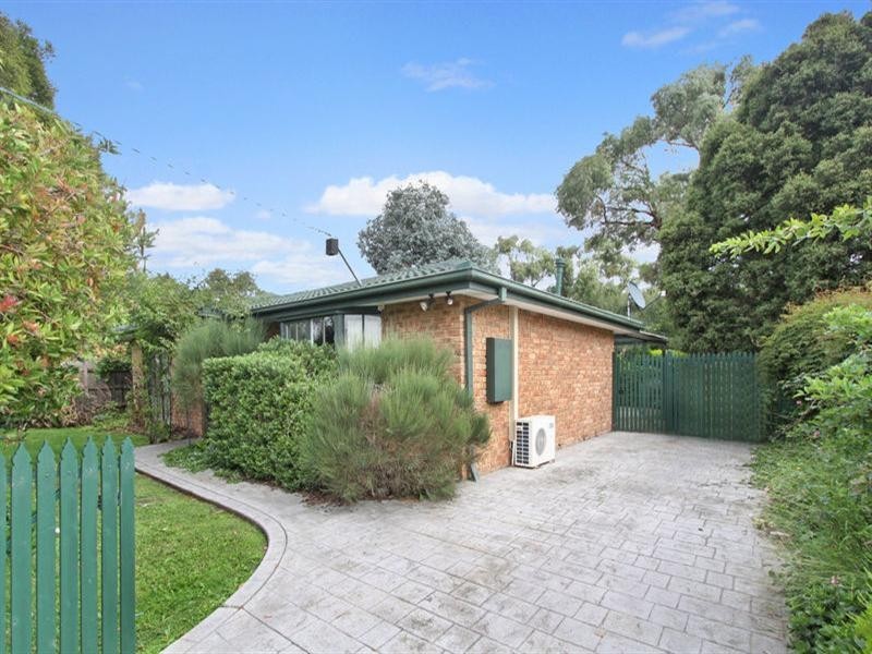 3 Hutchins Way, Skye VIC 3977