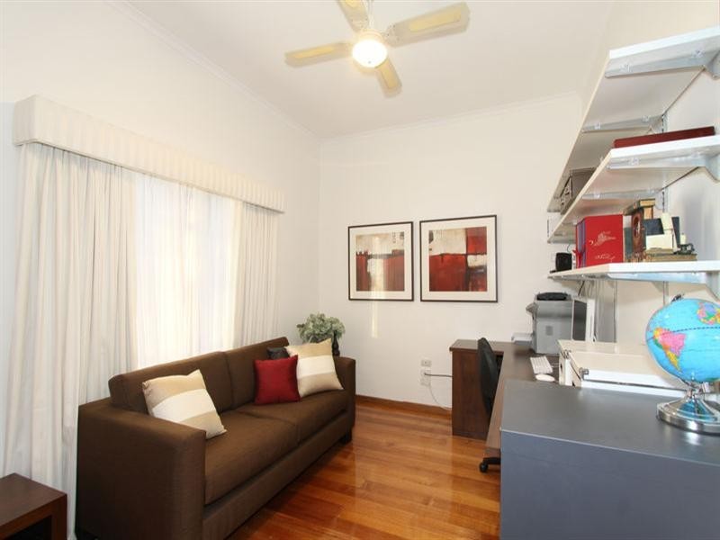 31 Willesden Road, Hughesdale VIC 3166