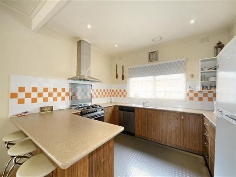 7 Wallace Avenue, Oakleigh South VIC 3167