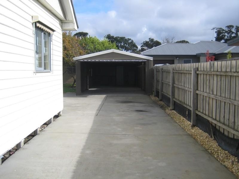 7 Wallace Avenue, Oakleigh South VIC 3167