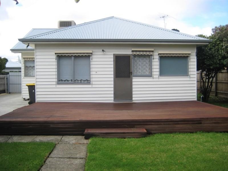 7 Wallace Avenue, Oakleigh South VIC 3167