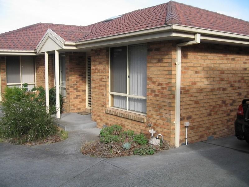 2/14 Garnett Street, Oakleigh East VIC 3166