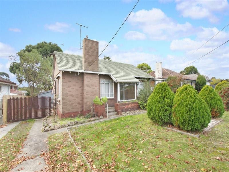 25 Batesford Road, Chadstone VIC 3148