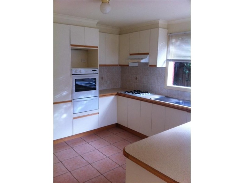 2/5 beckett Street, Chadstone VIC 3148