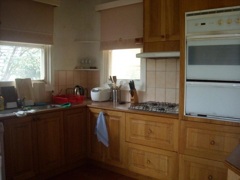 2 Oakleigh Street, Oakleigh East VIC 3166