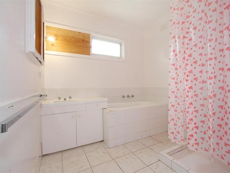 90 Wellington Road, Clayton VIC 3168