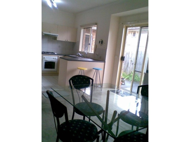 1/3 Jordan Grove, Glen Waverley VIC 3150