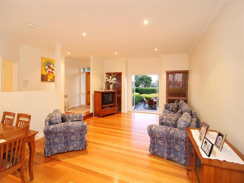 41 Carinish Road, Clayton VIC 3168
