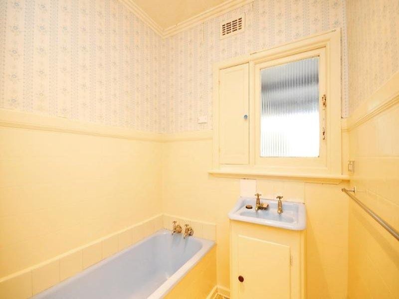 8 Sage Street, Oakleigh East VIC 3166