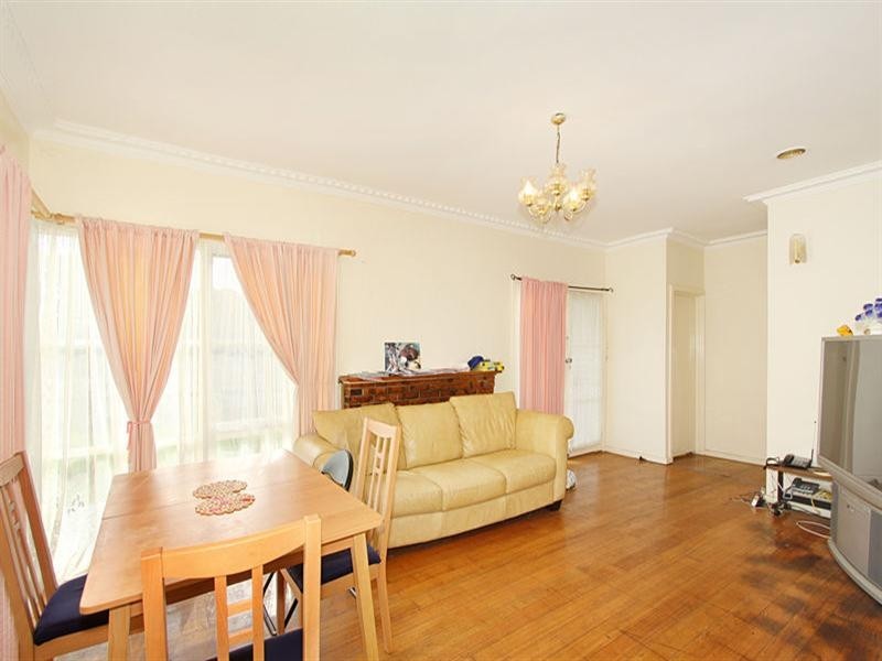 6 Burrapike Avenue, Springvale VIC 3171