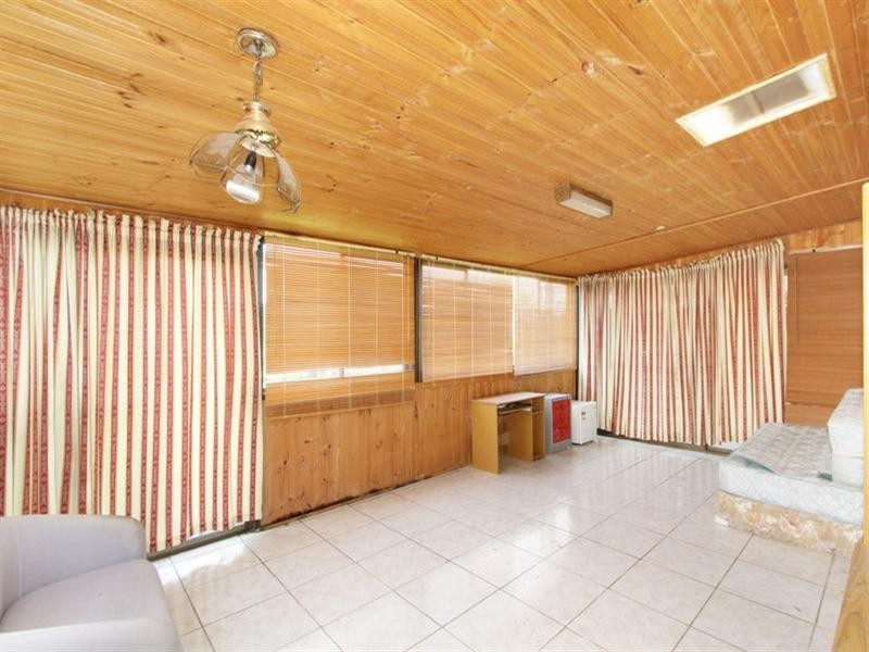 6 Burrapike Avenue, Springvale VIC 3171