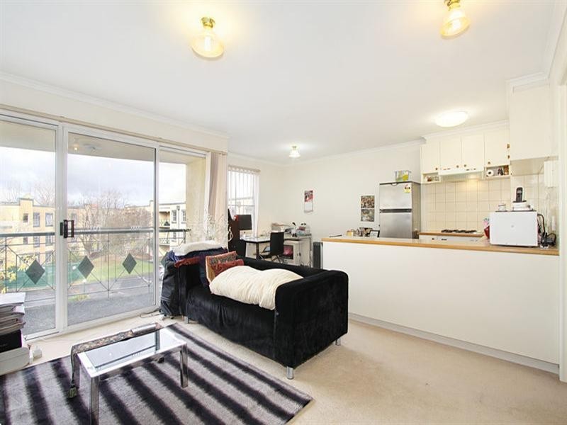 11/7 Warley Road, Malvern East VIC 3145