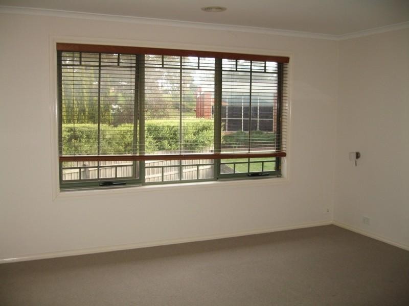 24 Morawa Drive, Mulgrave VIC 3170