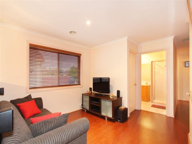 21 Argyle Close, Hughesdale VIC 3166