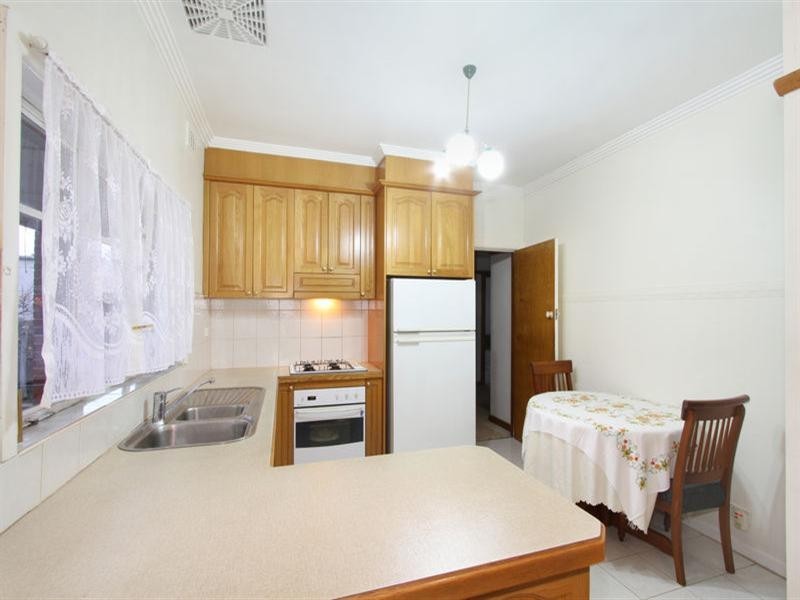 10 Hallow Street, Bentleigh East VIC 3165