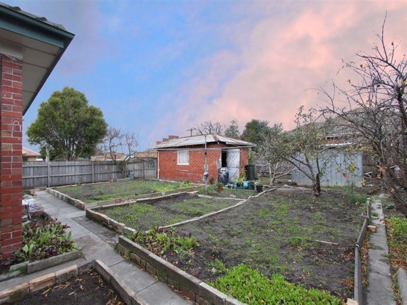 10 Hallow Street, Bentleigh East VIC 3165