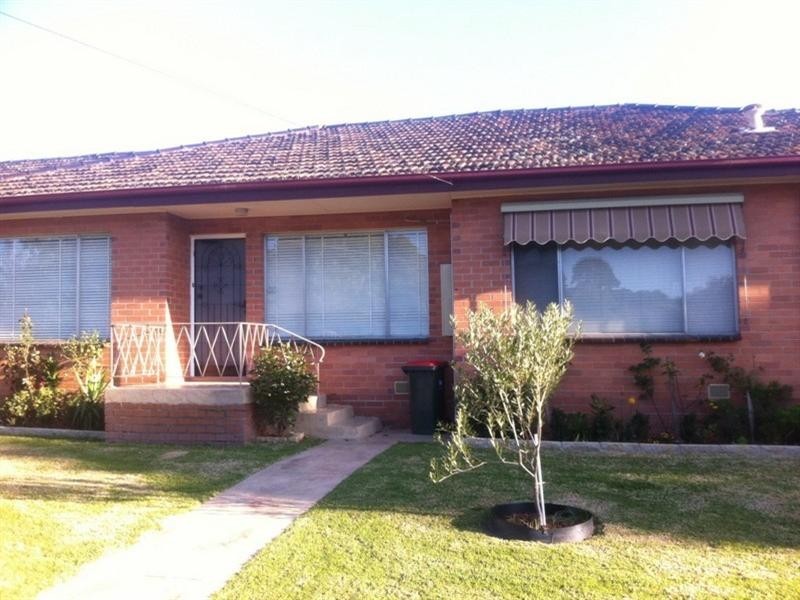 2/2 Grenfell Road, Mount Waverley VIC 3149